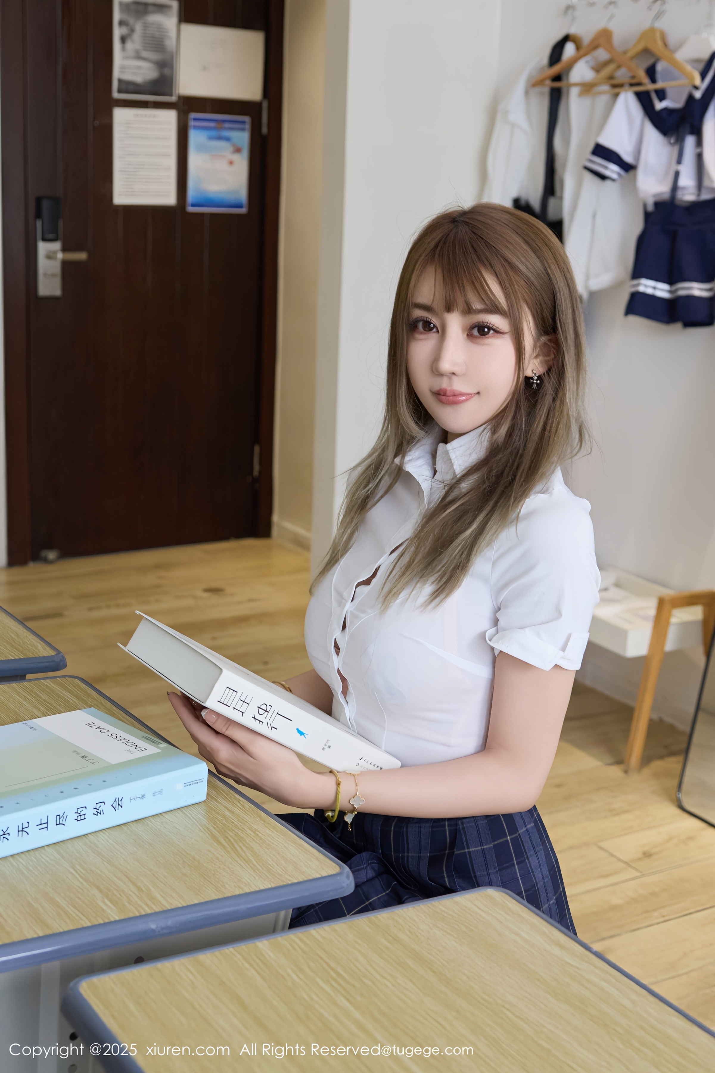 _2025.09.10_No.10750_Zoe柚柚 - M940.COM 秀人网-第3张